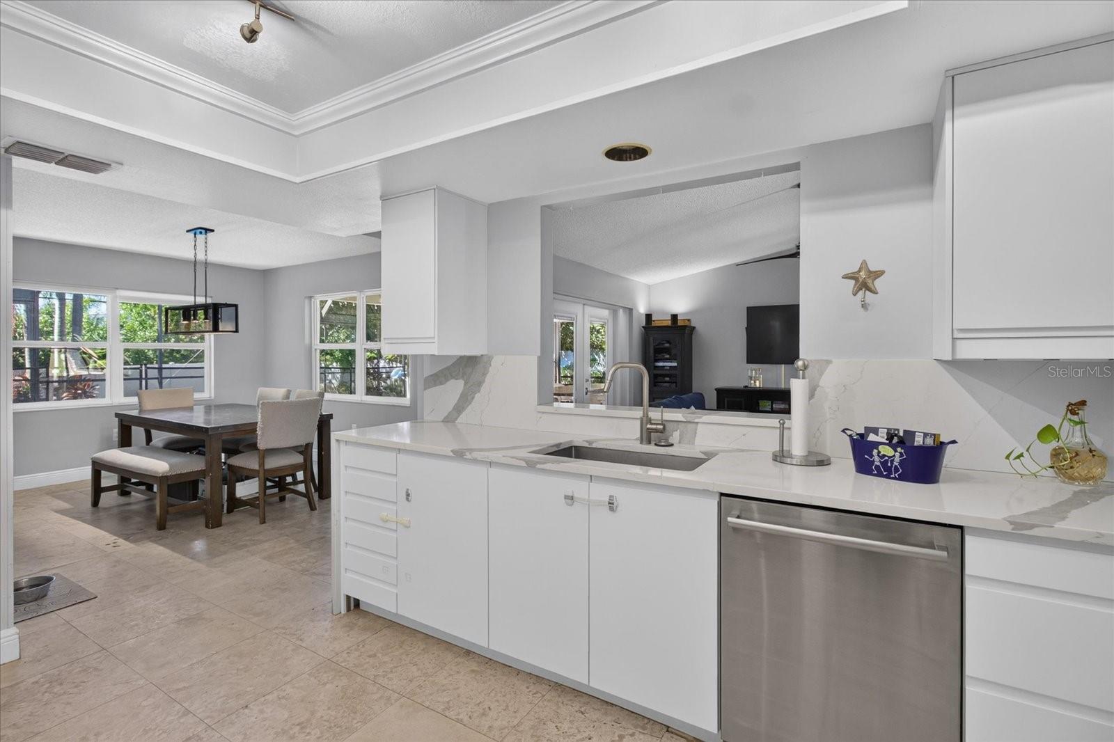 2406 COUNTRY TRAILS DRIVE, Safety Harbor, FL 34695