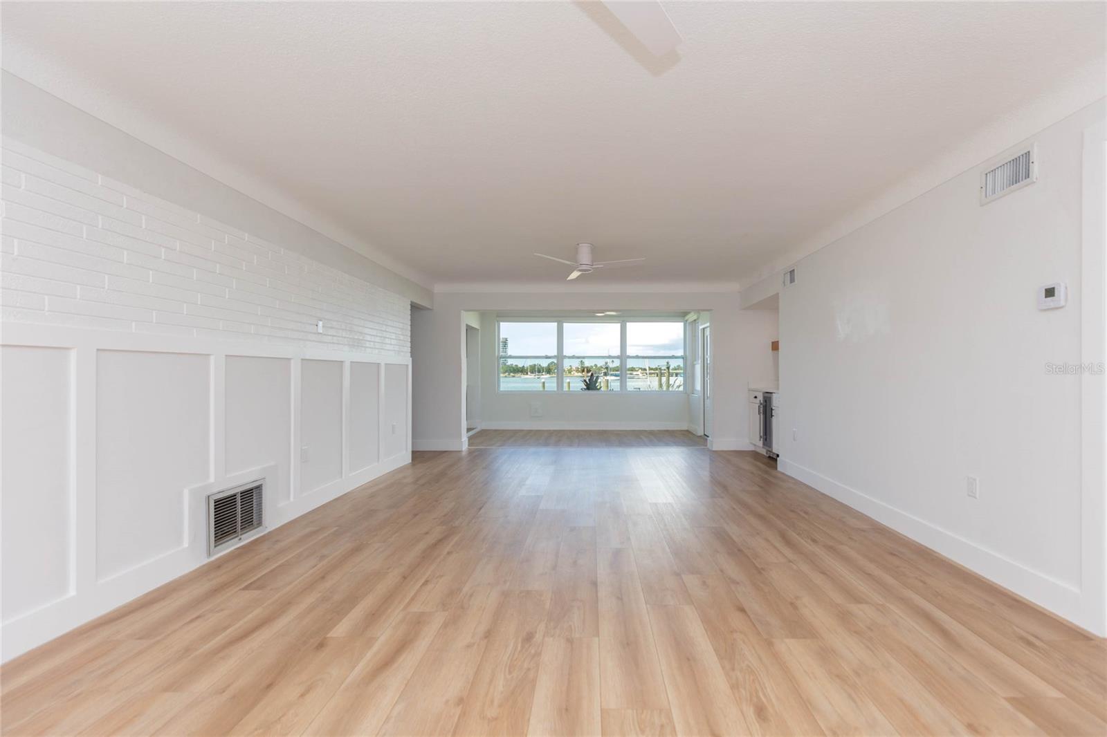 7160 S S, SHORE DR DRIVE, South Pasadena, FL 33707