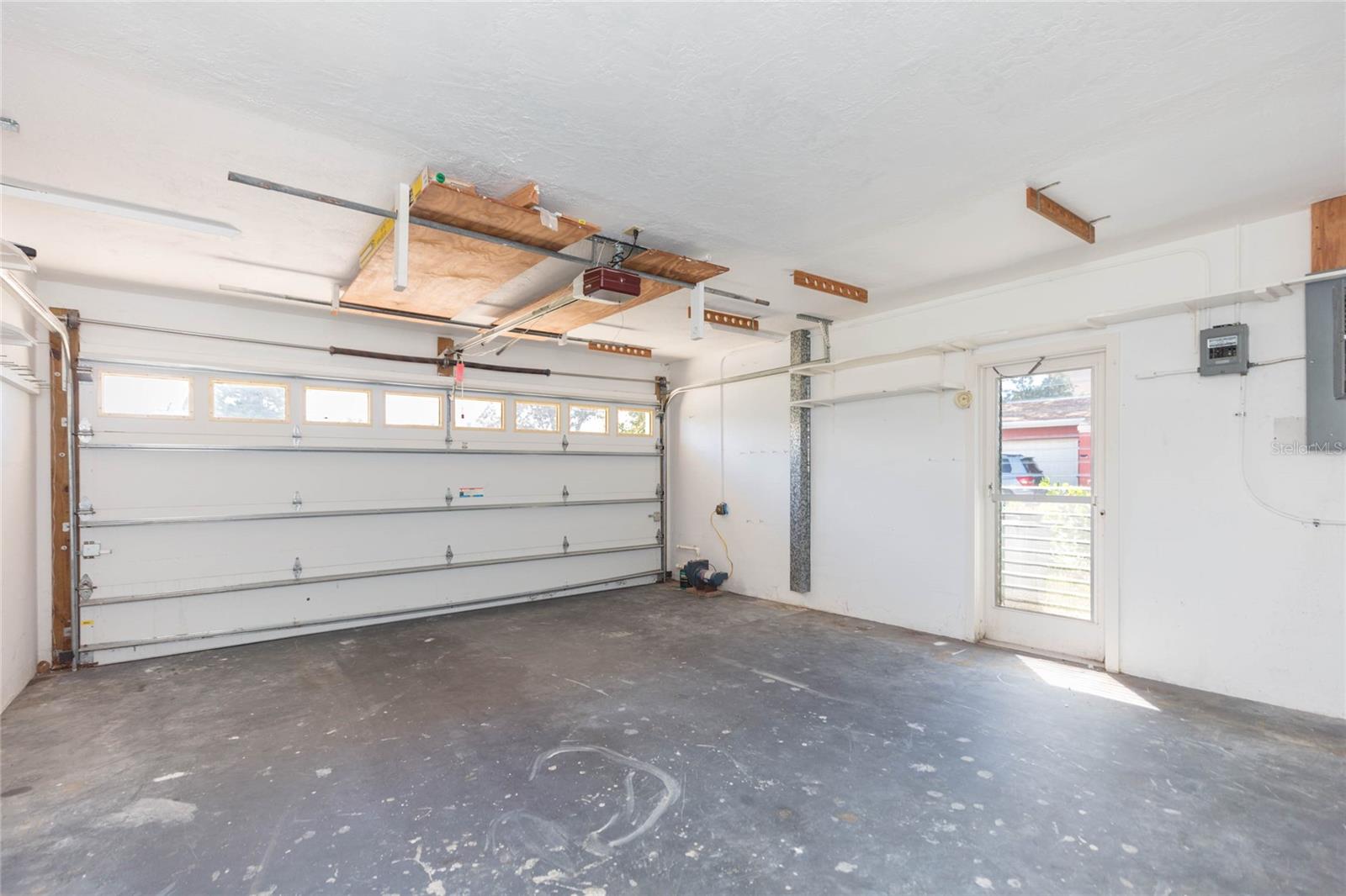 7160 S S, SHORE DR DRIVE, South Pasadena, FL 33707