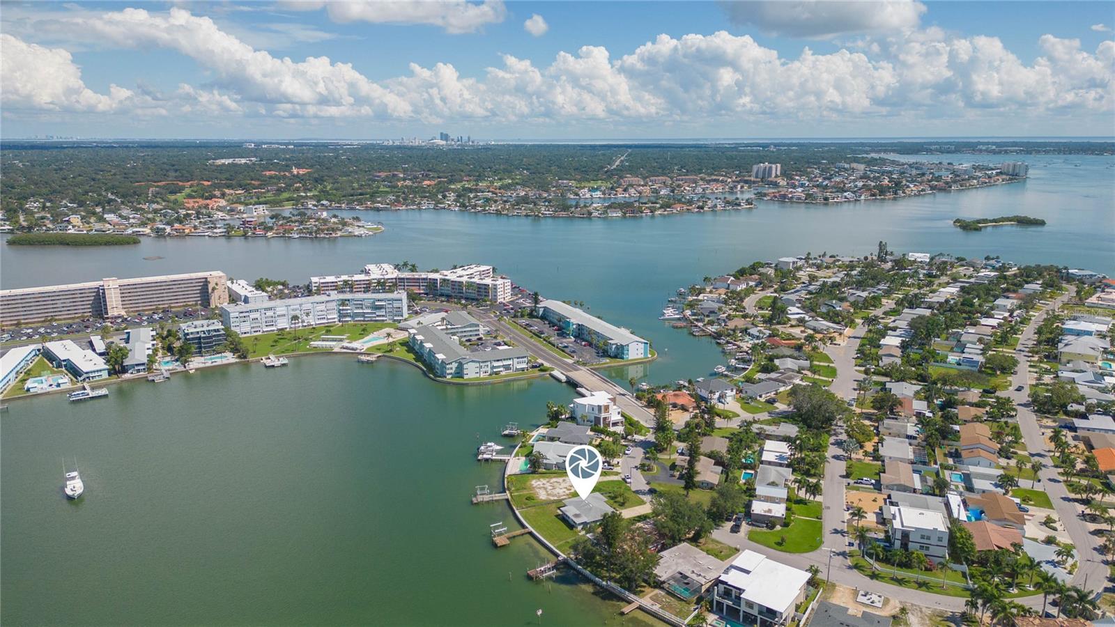 7160 S S, SHORE DR DRIVE, South Pasadena, FL 33707