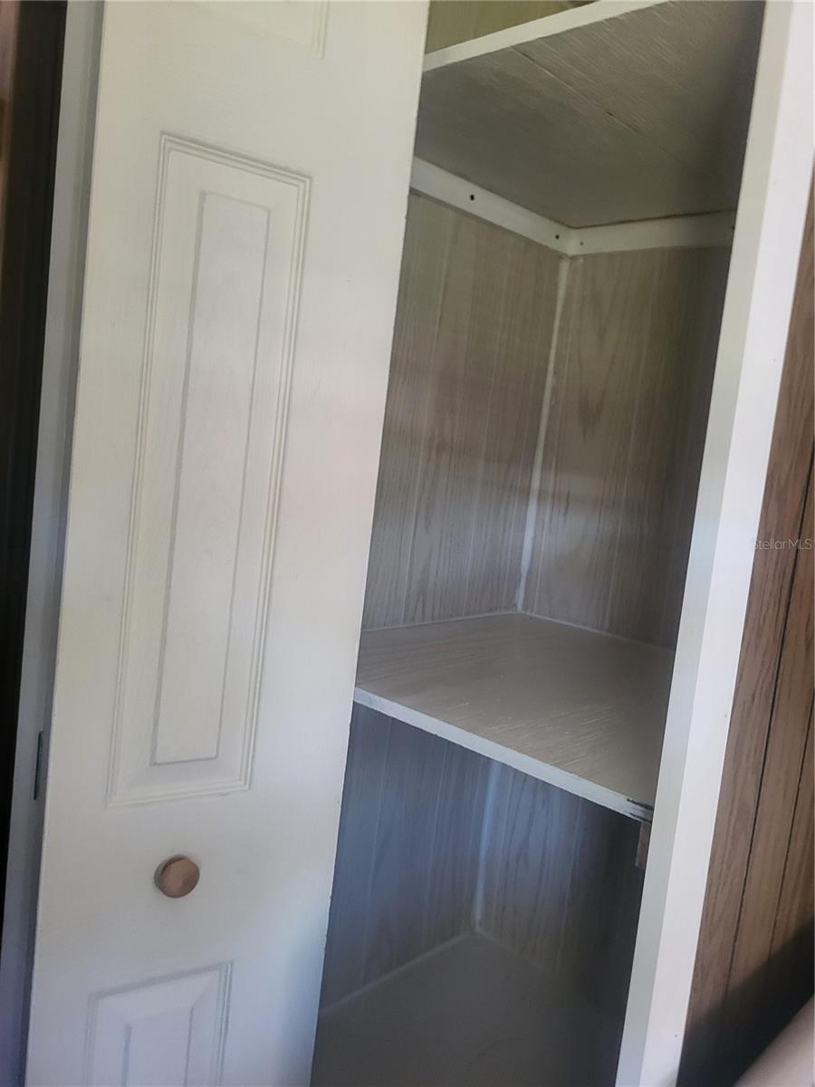 6580 SEMINOLE BOULEVARD N, #301A, Seminole, FL 33772