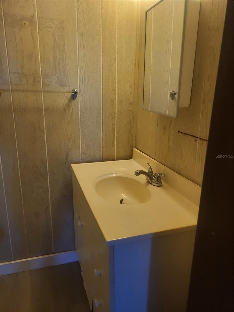 6580 SEMINOLE BOULEVARD N, #301A, Seminole, FL 33772
