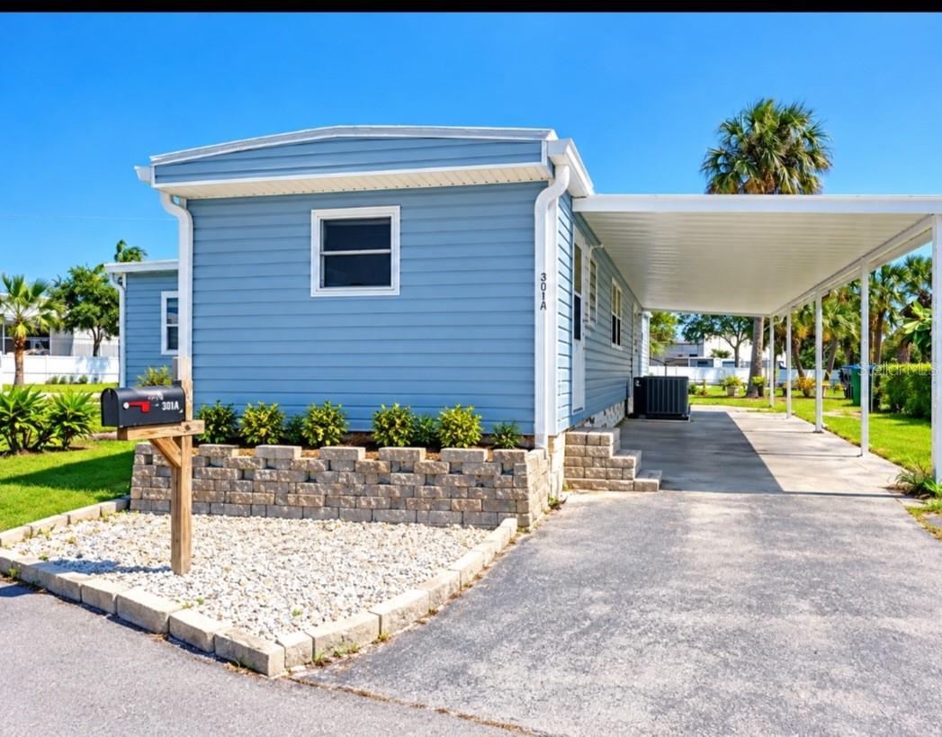 6580 SEMINOLE BOULEVARD N, #301A, Seminole, FL 33772 6580 SEMINOLE BOULEVARD N, #301A, Seminole, FL 33772