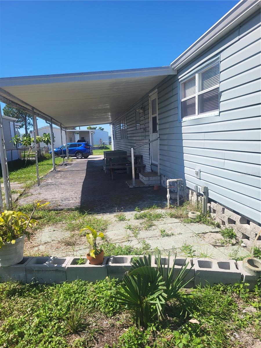 6580 SEMINOLE BOULEVARD N, #301A, Seminole, FL 33772