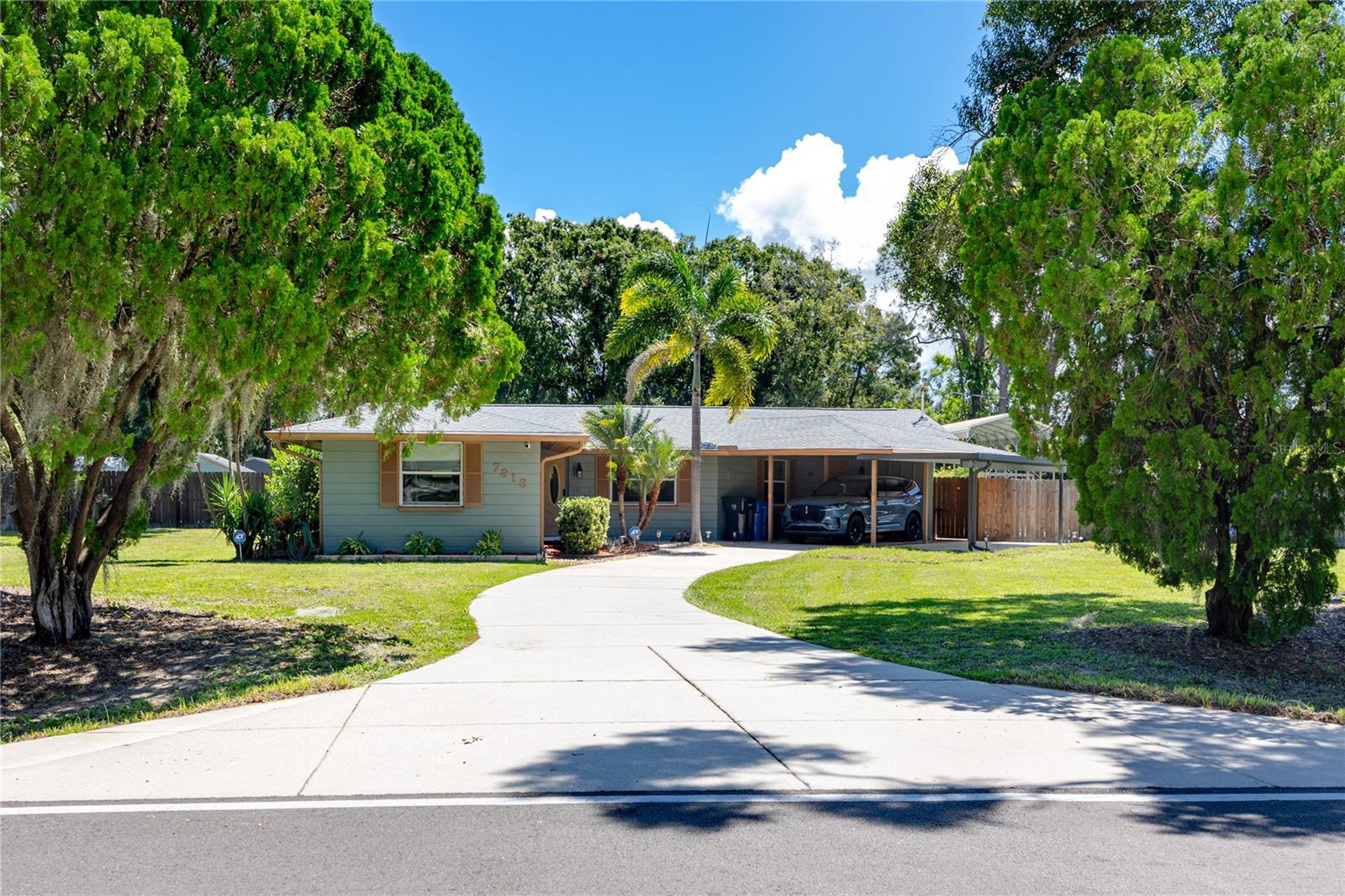 7913 BEASLEY ROAD, Tampa, FL 33615 7913 BEASLEY ROAD, Tampa, FL 33615