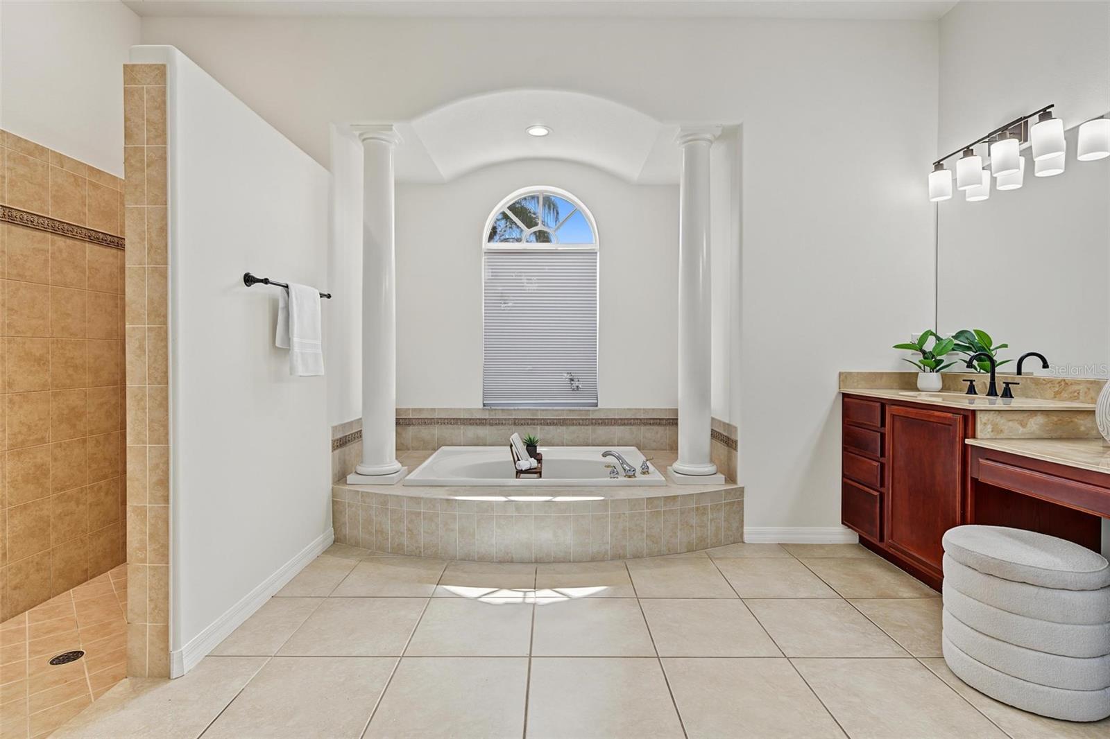 2126 BLUE BEECH COURT, New Port Richey, FL 34655
