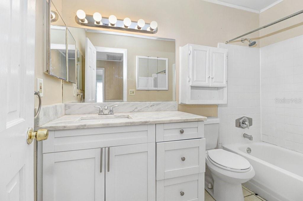 8602 HURON COURT, #50, Tampa, FL 33614
