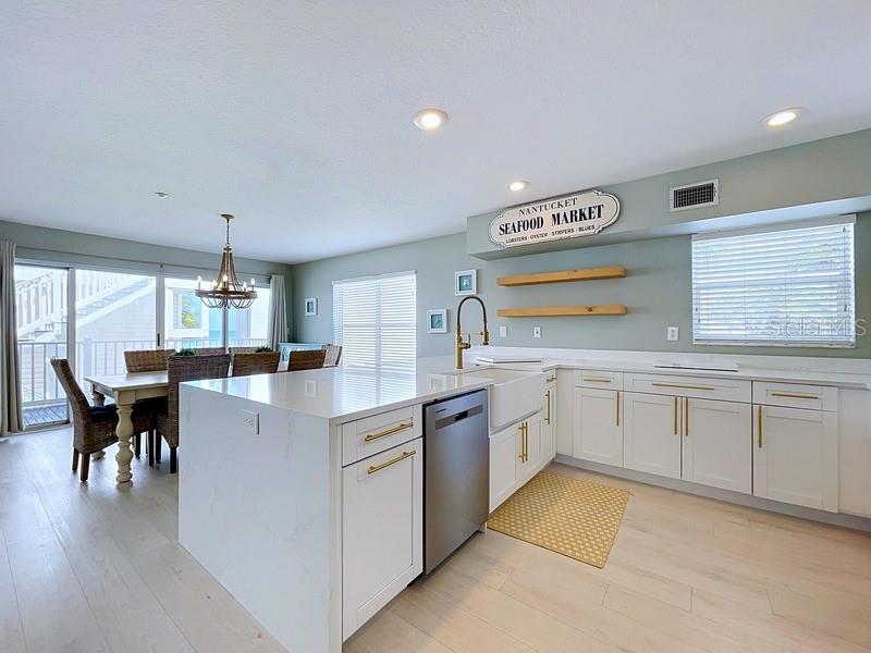 504 GULF BOULEVARD, #101, Indian Rocks Beach, FL 33785