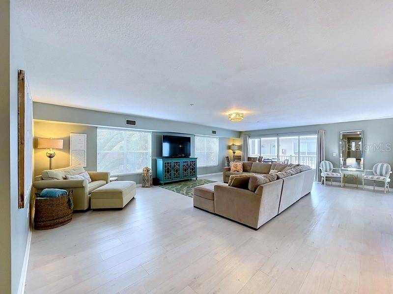 504 GULF BOULEVARD, #101, Indian Rocks Beach, FL 33785