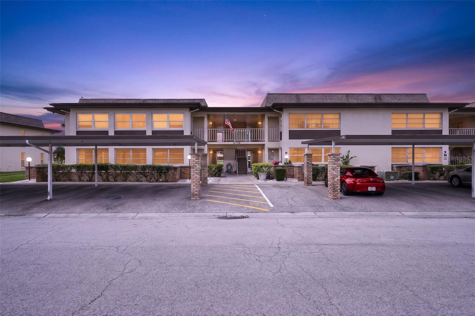 4758 JASPER DRIVE, #104, New Port Richey, FL 34652