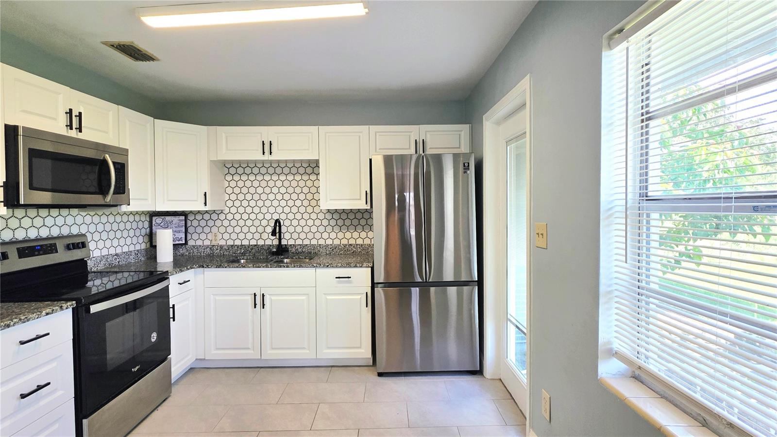 213 W CRAWFORD STREET, Lakeland, FL 33805