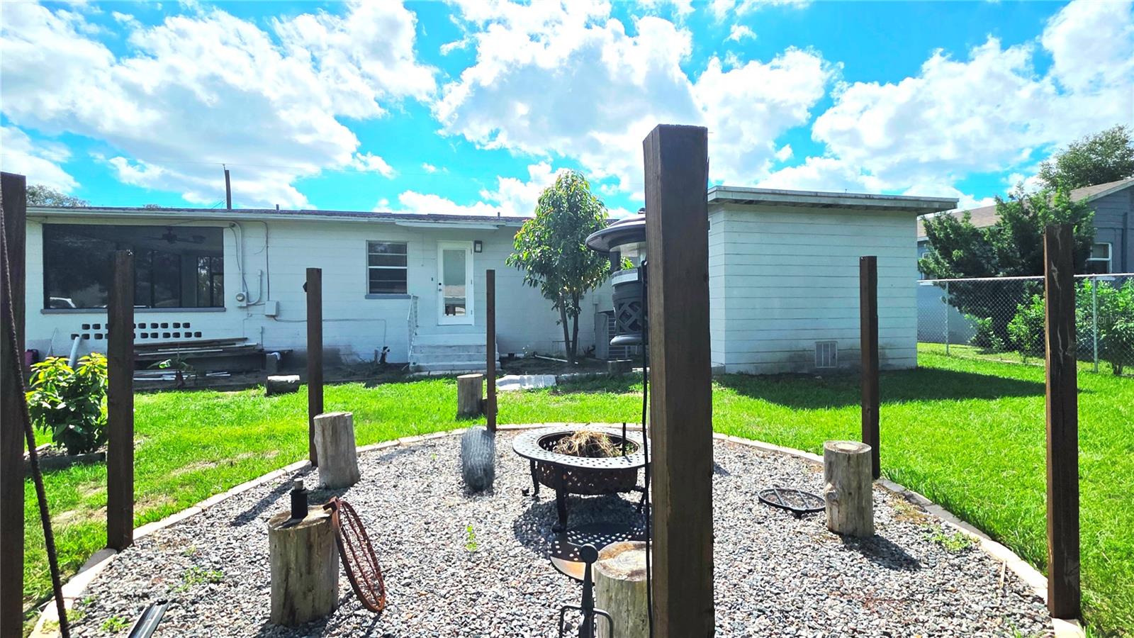 213 W CRAWFORD STREET, Lakeland, FL 33805