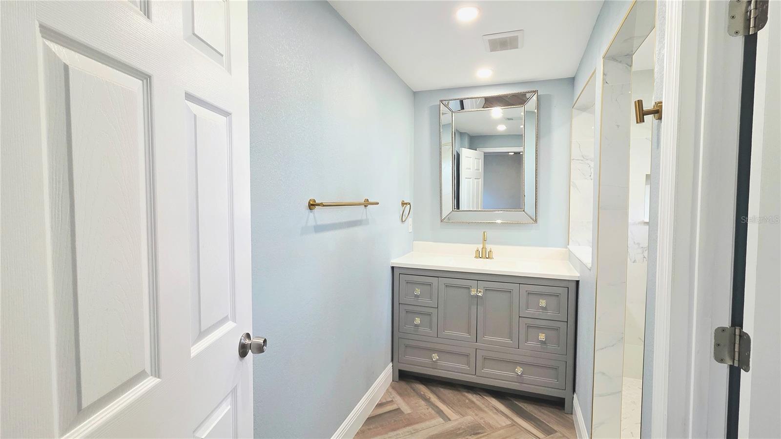 213 W CRAWFORD STREET, Lakeland, FL 33805