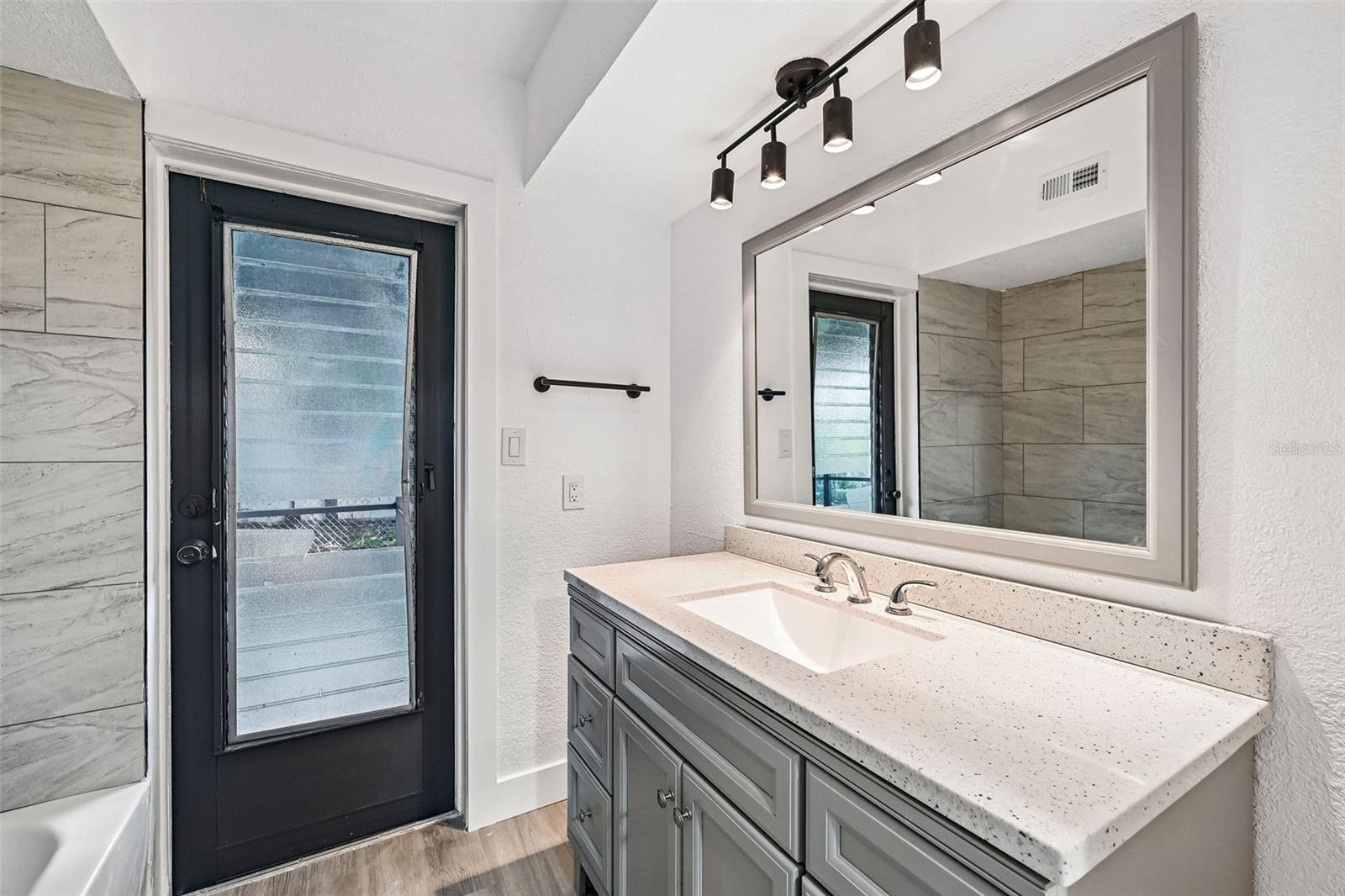 22159 ONEIDA AVENUE, Port Charlotte, FL 33952
