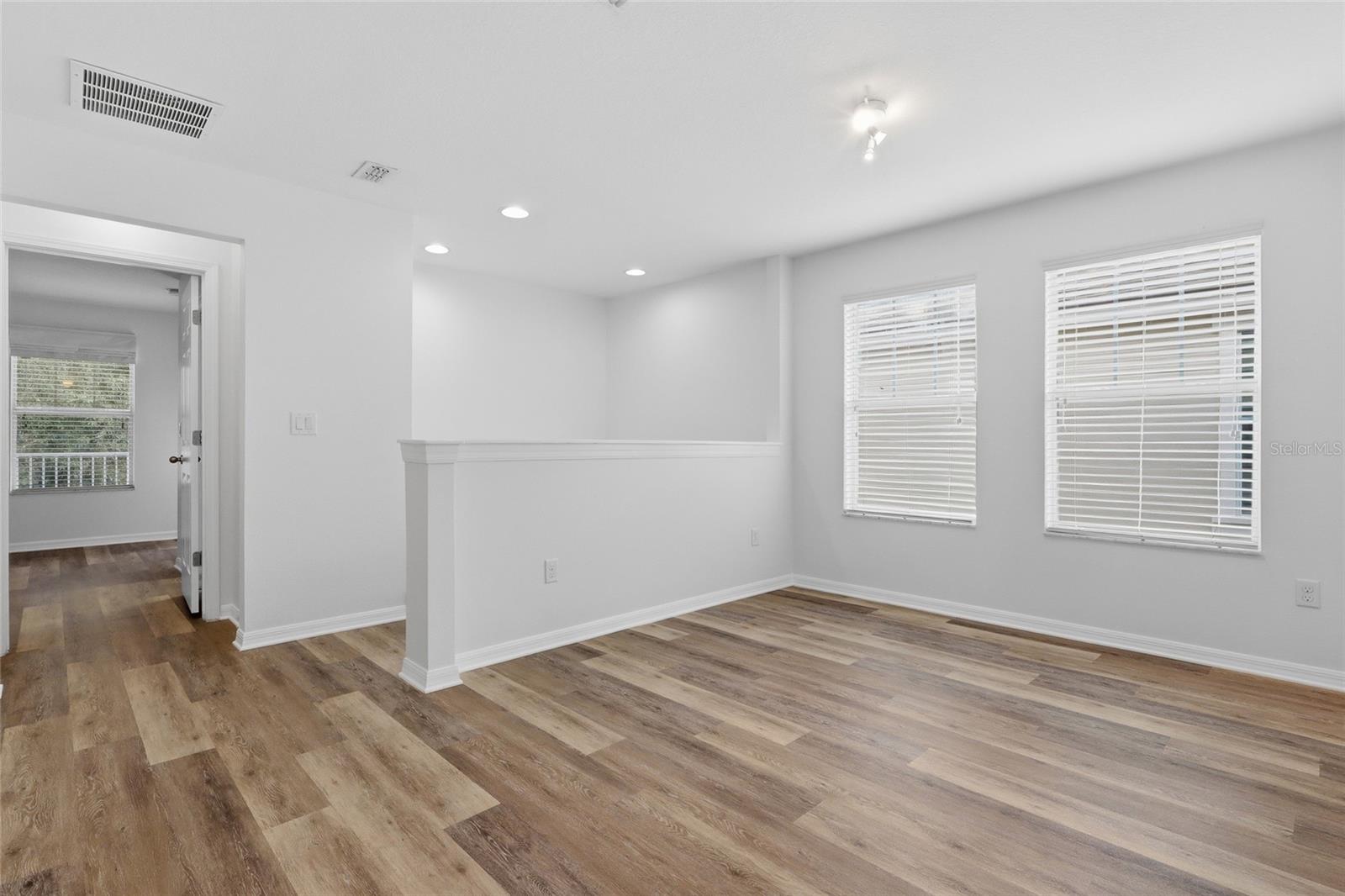 5935 BEACONPARK STREET, Lithia, FL 33547