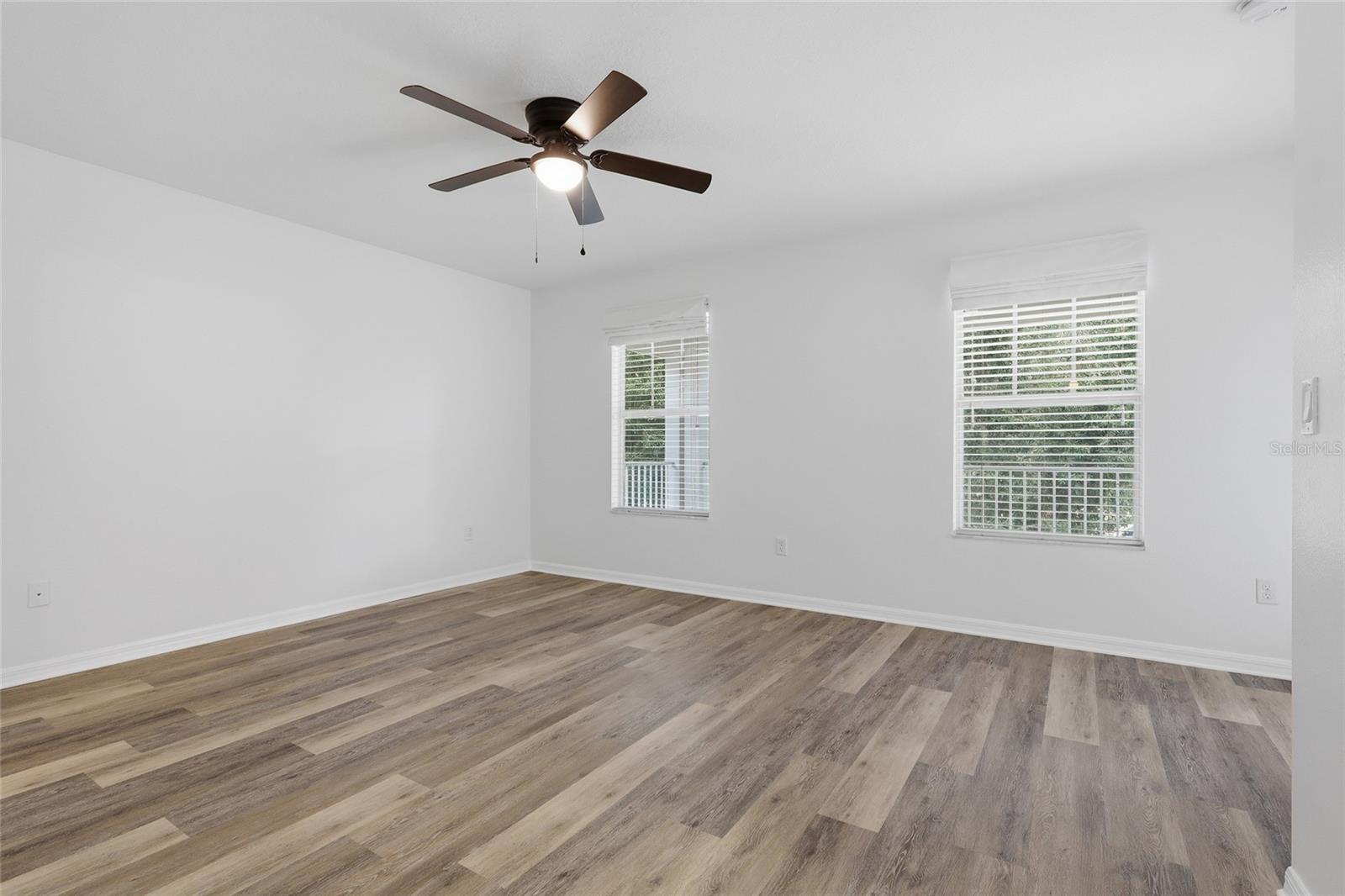 5935 BEACONPARK STREET, Lithia, FL 33547