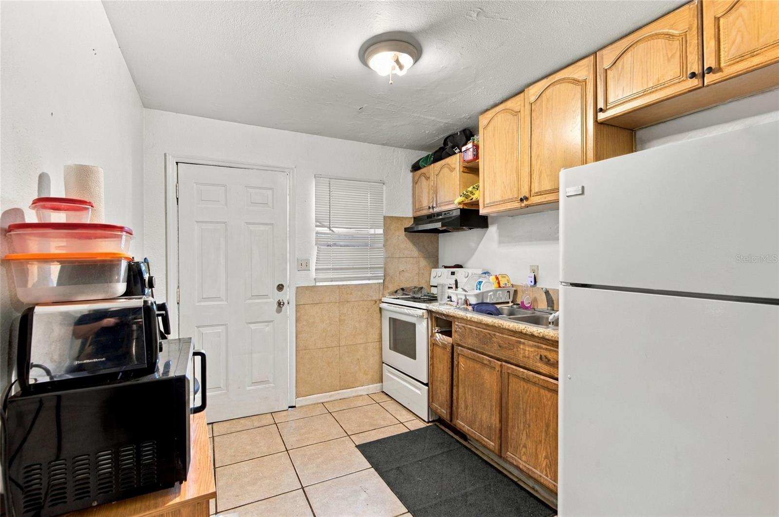 375 S 10TH AVENUE, Bartow, FL 33830 375 S 10TH AVENUE, Bartow, FL 33830