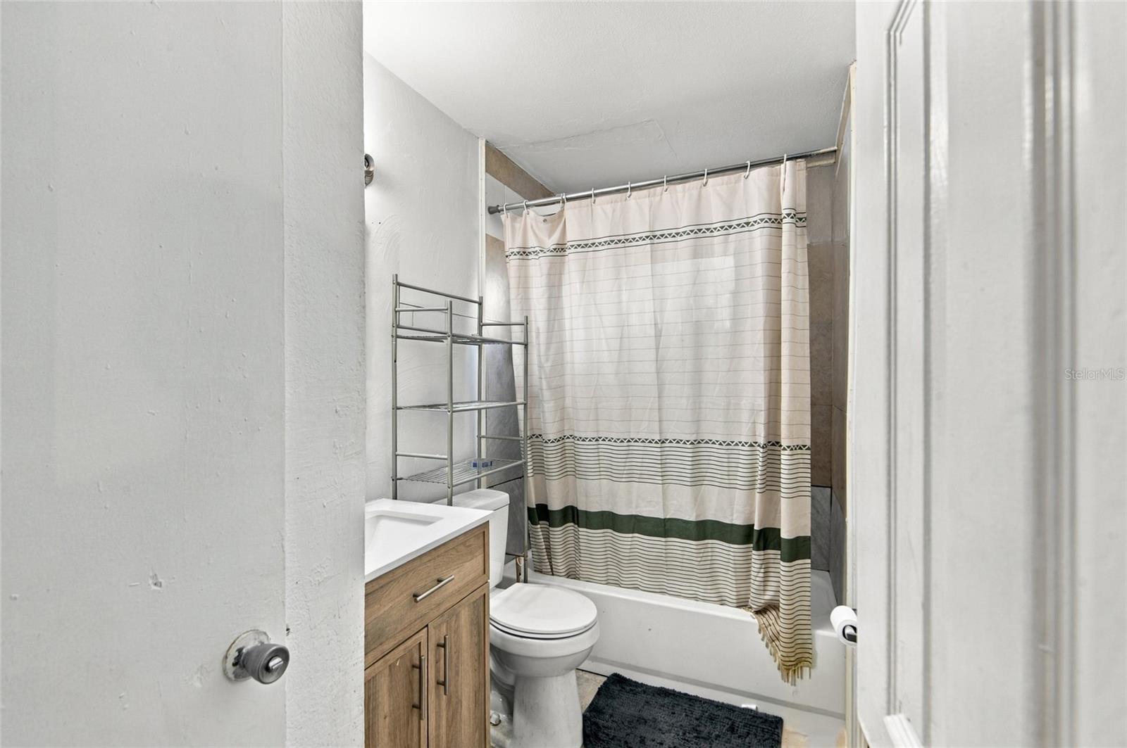 375 S 10TH AVENUE, Bartow, FL 33830 375 S 10TH AVENUE, Bartow, FL 33830
