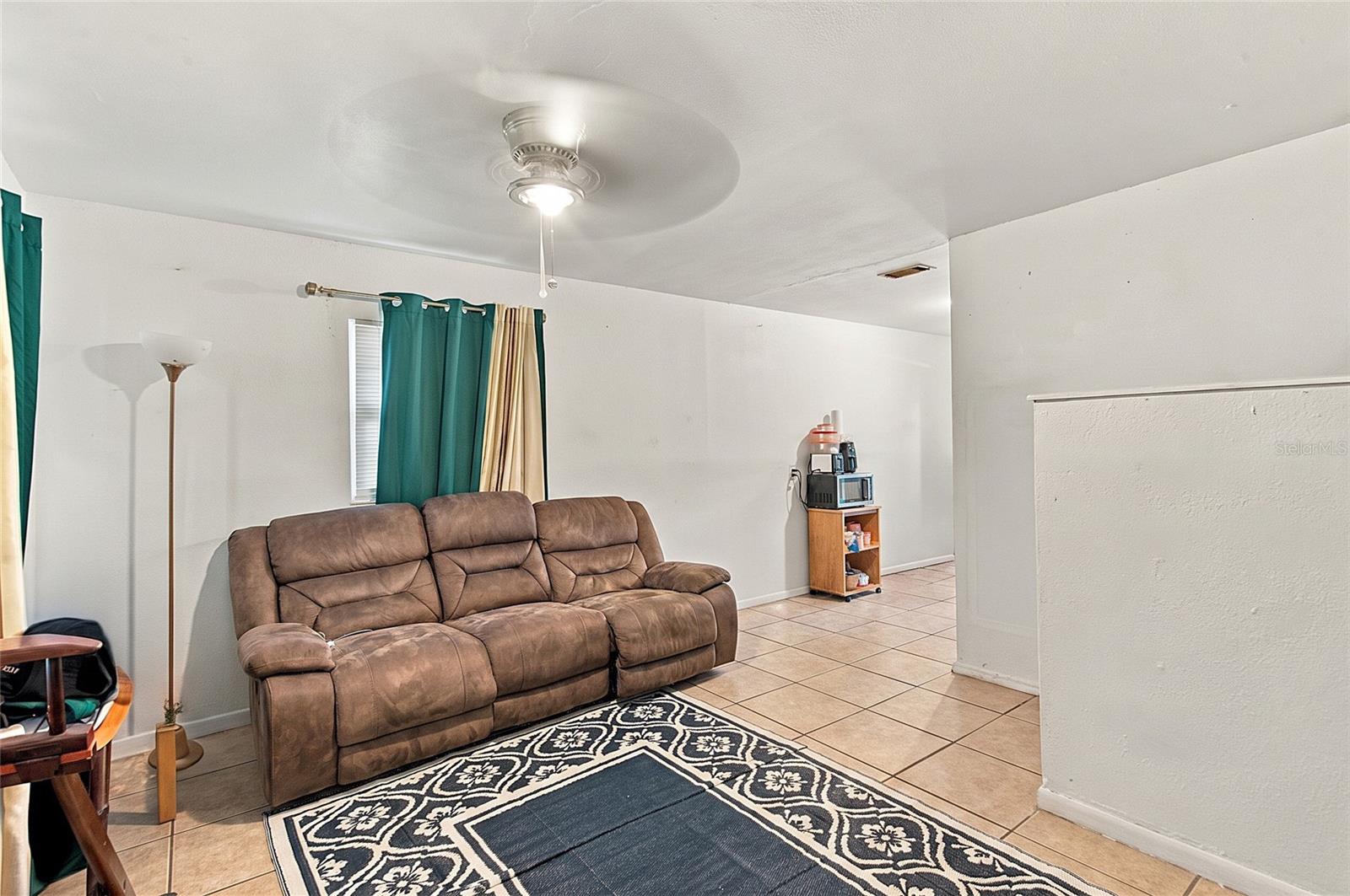 375 S 10TH AVENUE, Bartow, FL 33830 375 S 10TH AVENUE, Bartow, FL 33830