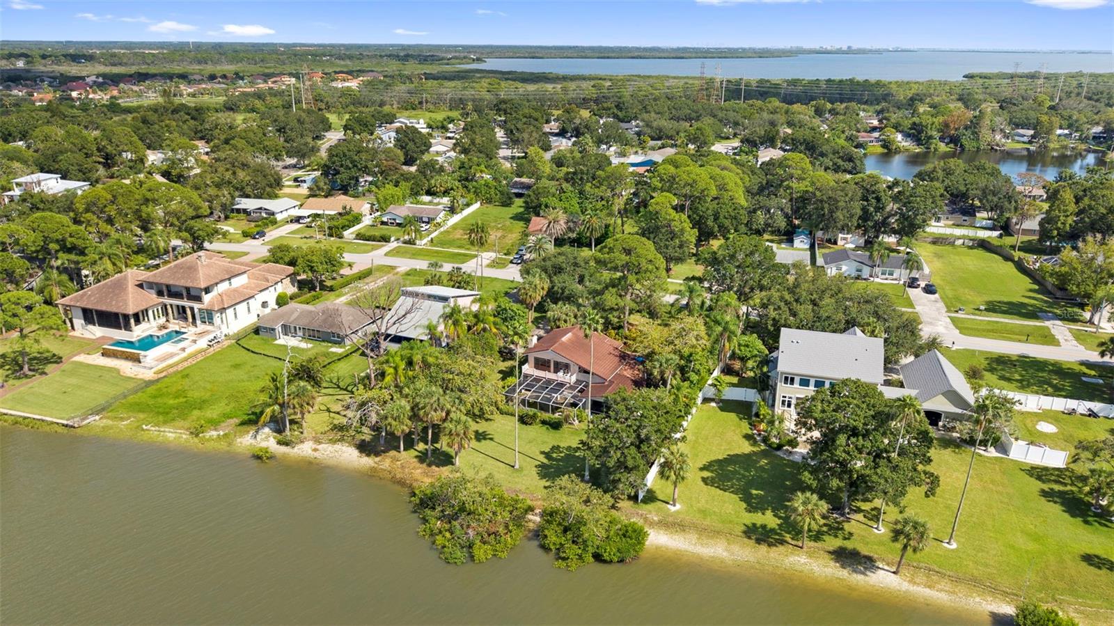 600 SHORE DRIVE E, Oldsmar, FL 34677
