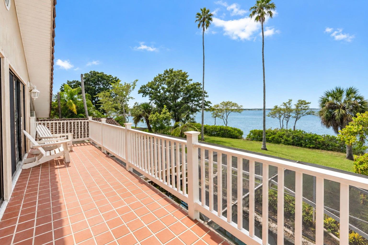600 SHORE DRIVE E, Oldsmar, FL 34677