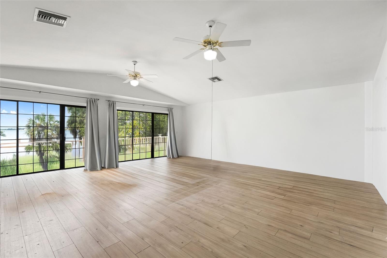 600 SHORE DRIVE E, Oldsmar, FL 34677