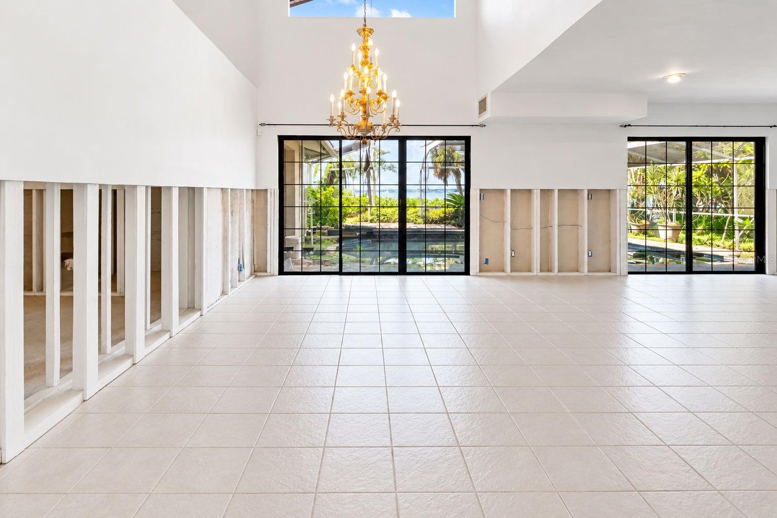 600 SHORE DRIVE E, Oldsmar, FL 34677