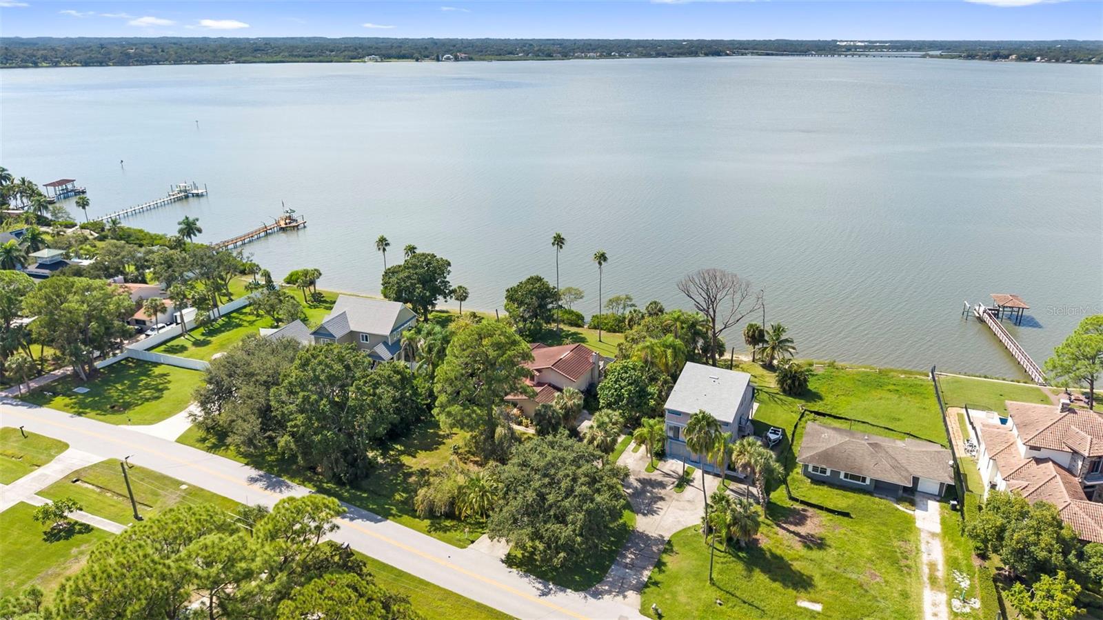 600 SHORE DRIVE E, Oldsmar, FL 34677 600 SHORE DRIVE E, Oldsmar, FL 34677