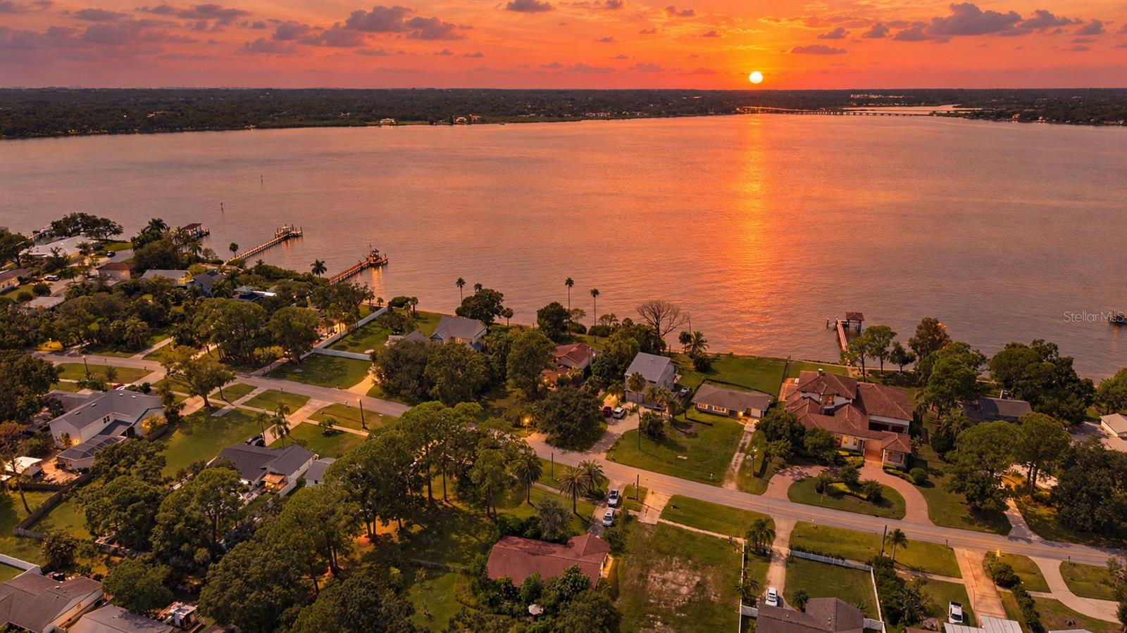 600 SHORE DRIVE E, Oldsmar, FL 34677 600 SHORE DRIVE E, Oldsmar, FL 34677