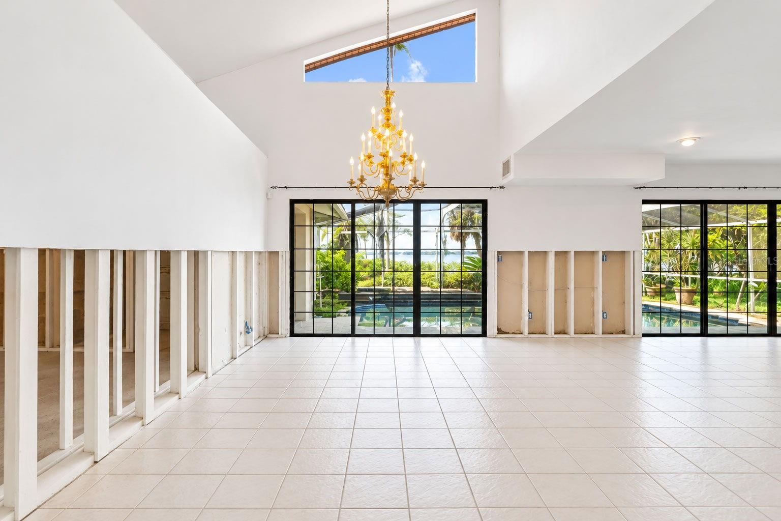600 SHORE DRIVE E, Oldsmar, FL 34677
