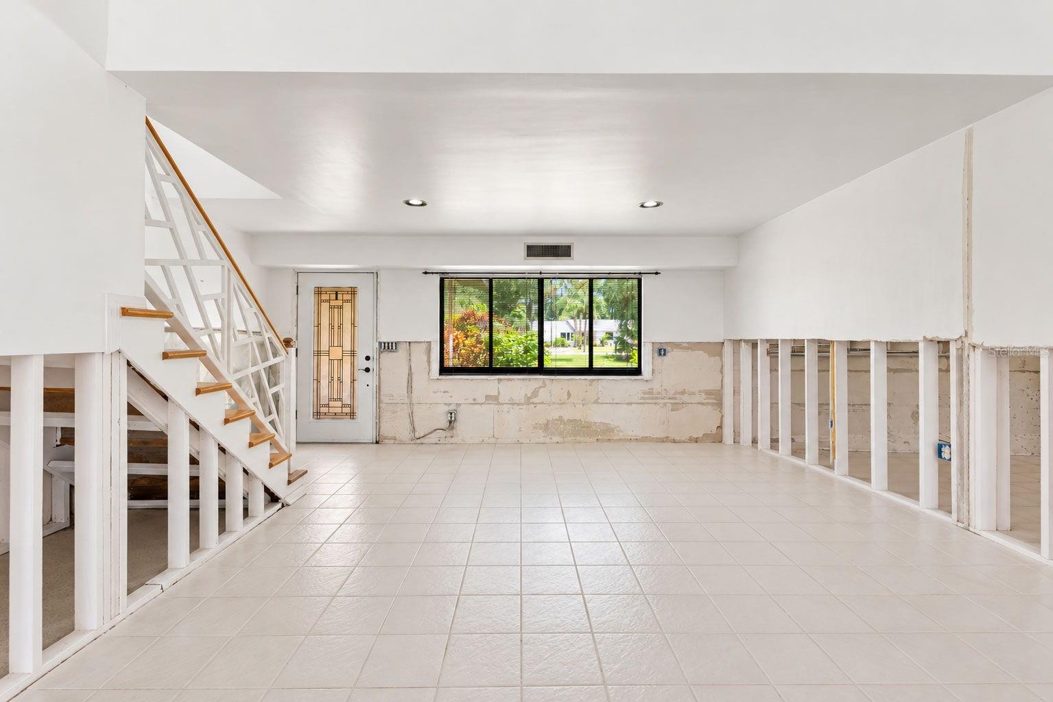 600 SHORE DRIVE E, Oldsmar, FL 34677