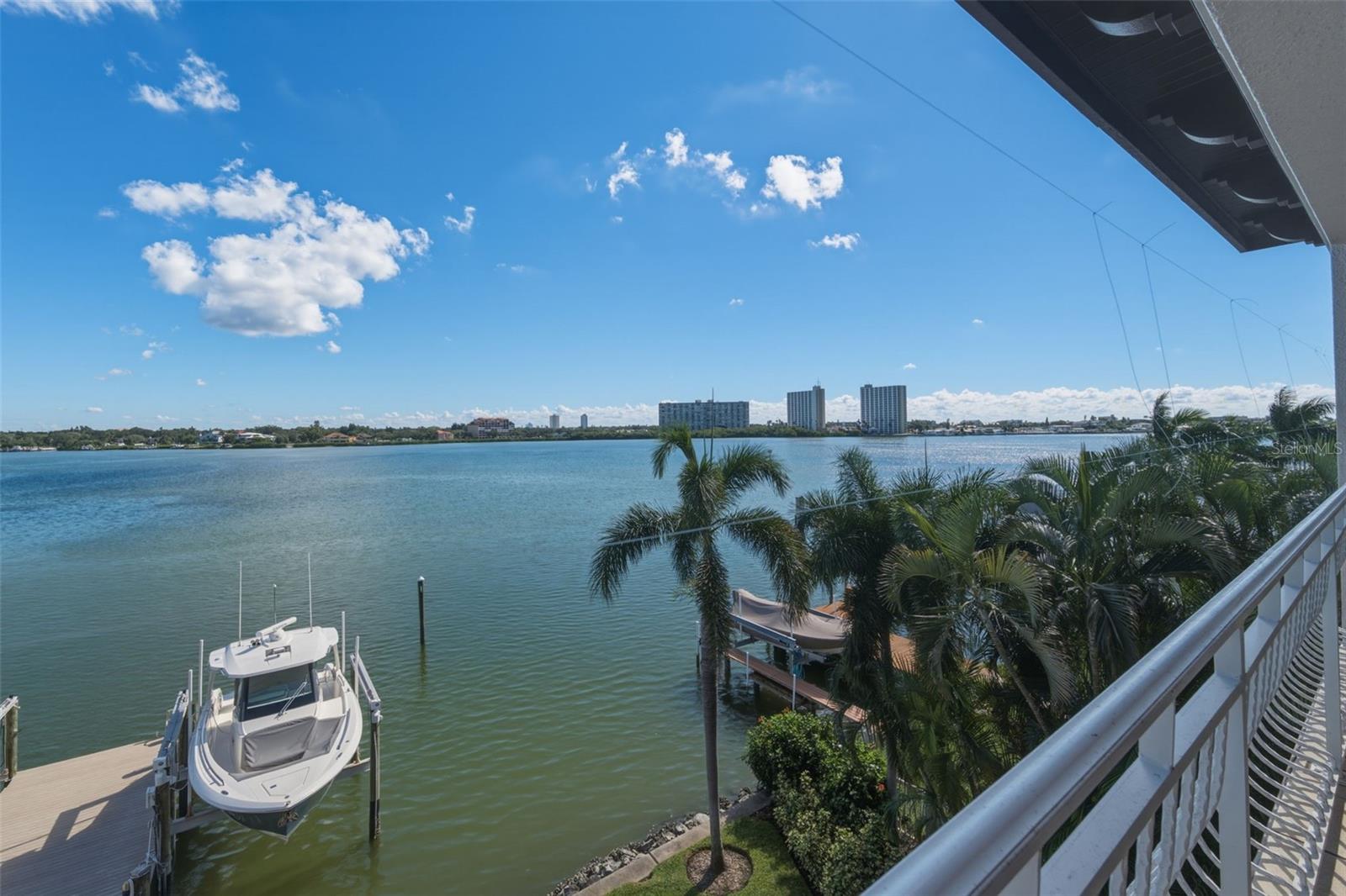 7851 9TH AVENUE S, St Petersburg, FL 33707