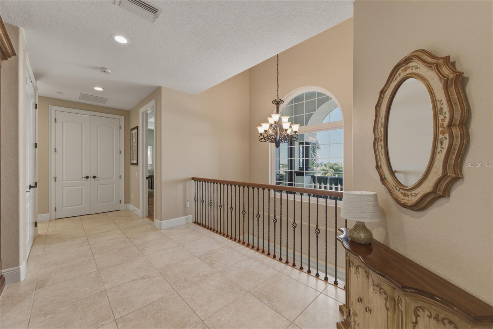7851 9TH AVENUE S, St Petersburg, FL 33707