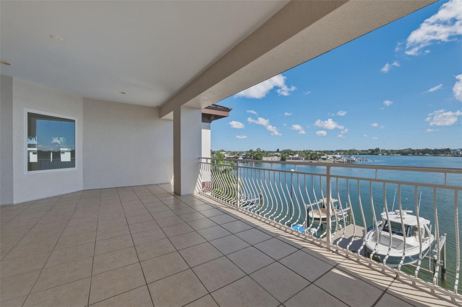 7851 9TH AVENUE S, St Petersburg, FL 33707