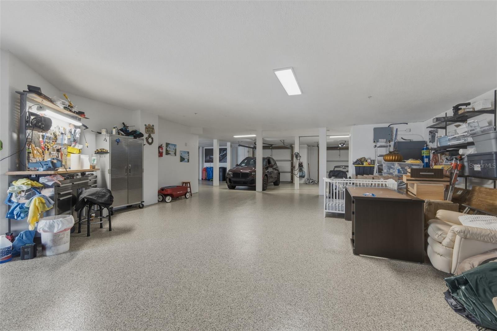 7851 9TH AVENUE S, St Petersburg, FL 33707