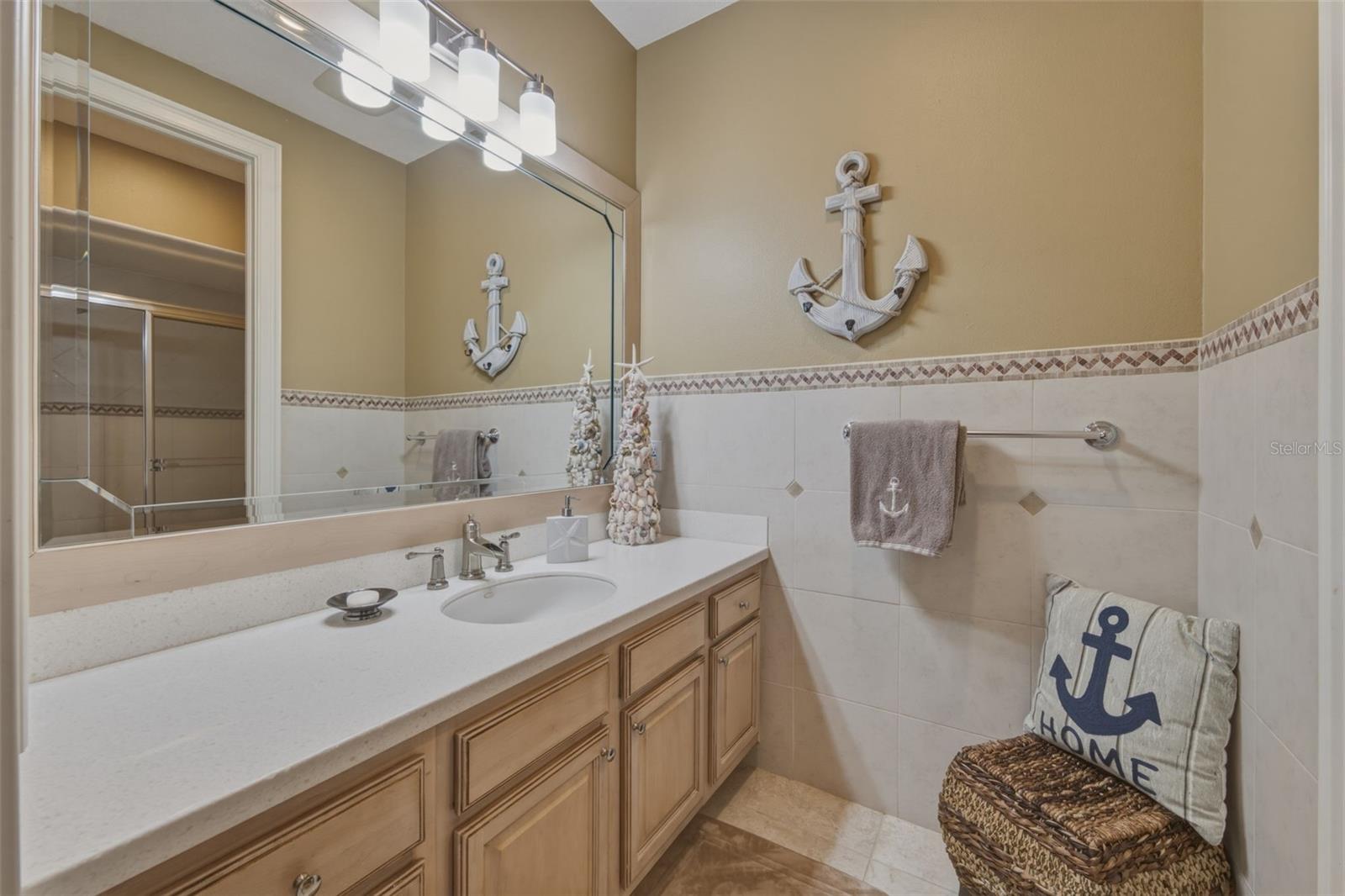 7851 9TH AVENUE S, St Petersburg, FL 33707