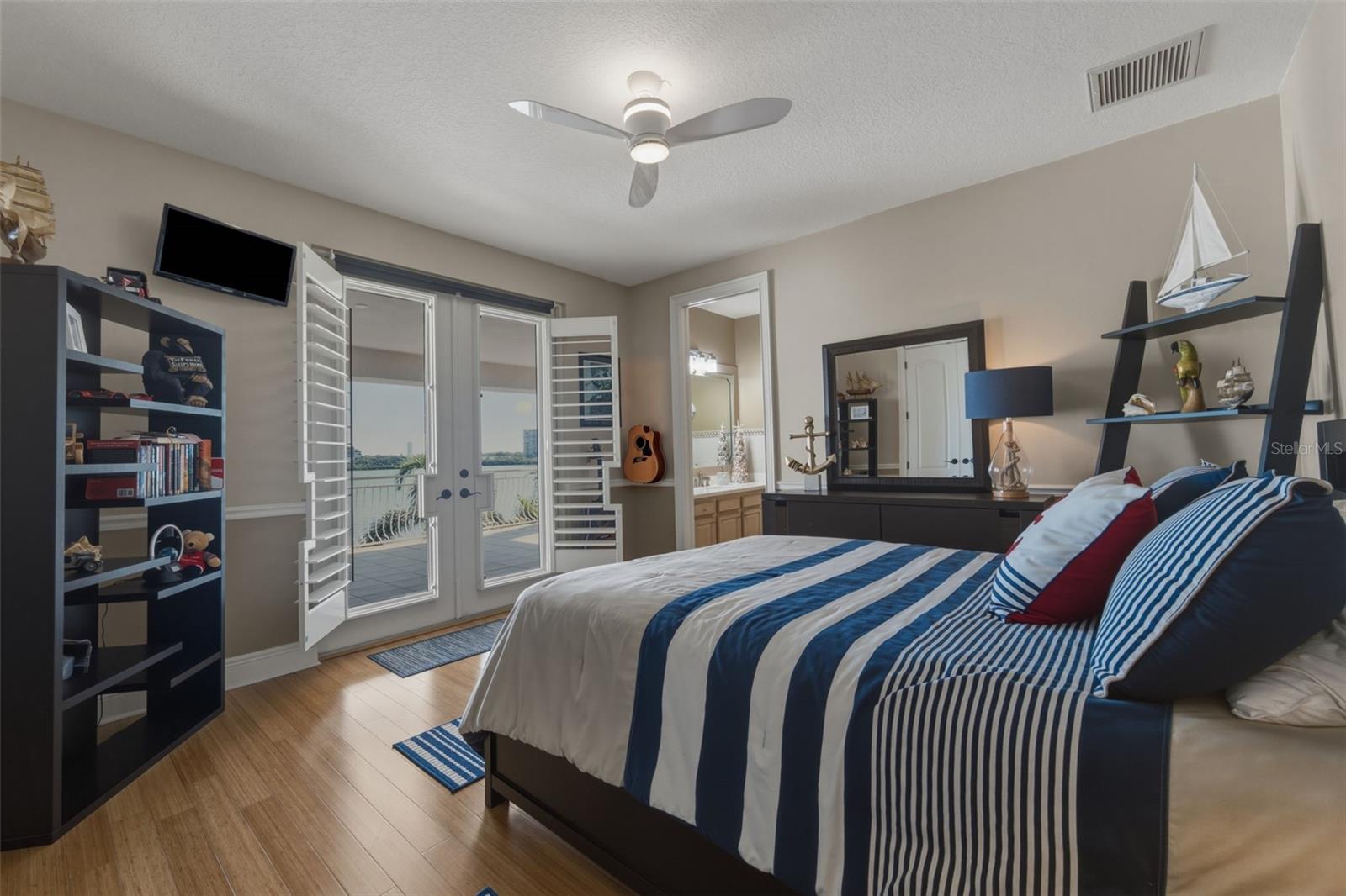 7851 9TH AVENUE S, St Petersburg, FL 33707