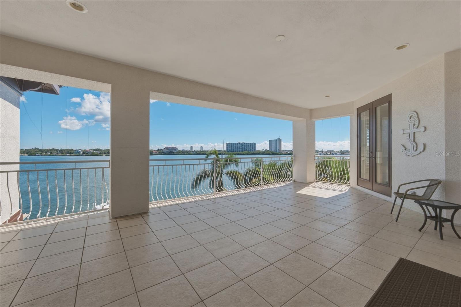 7851 9TH AVENUE S, St Petersburg, FL 33707