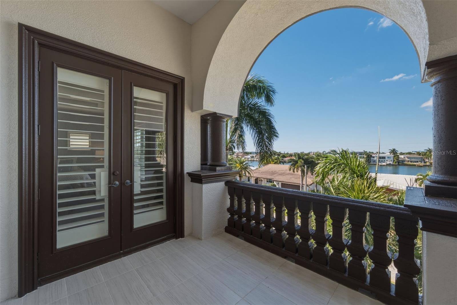 7851 9TH AVENUE S, St Petersburg, FL 33707