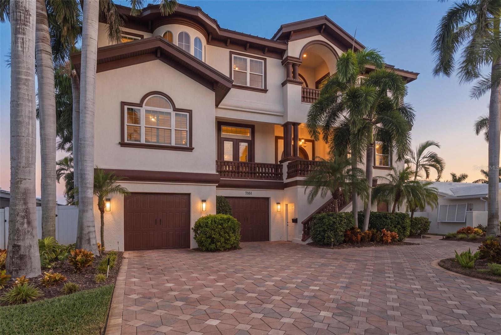 7851 9TH AVENUE S, St Petersburg, FL 33707