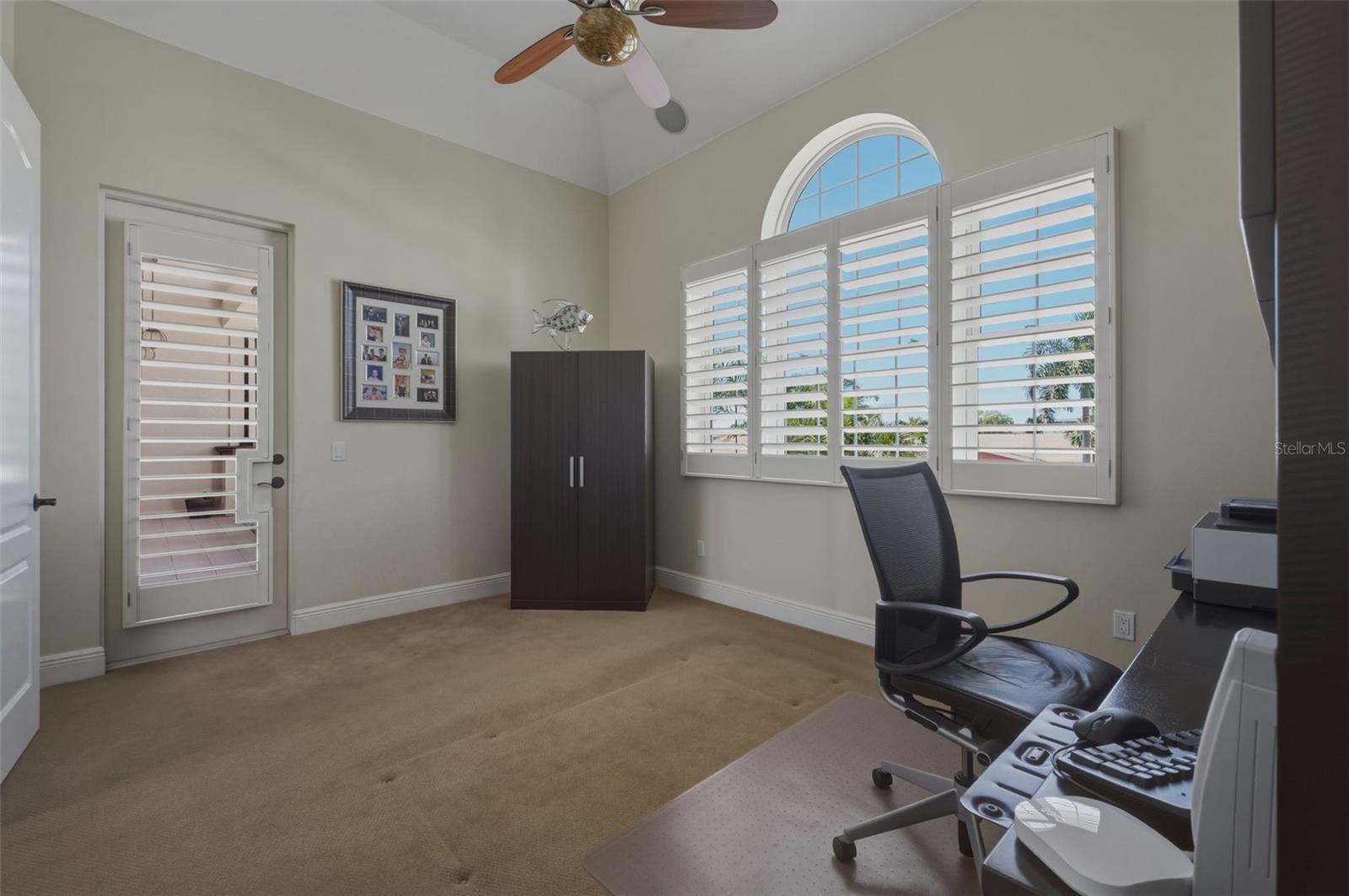 7851 9TH AVENUE S, St Petersburg, FL 33707