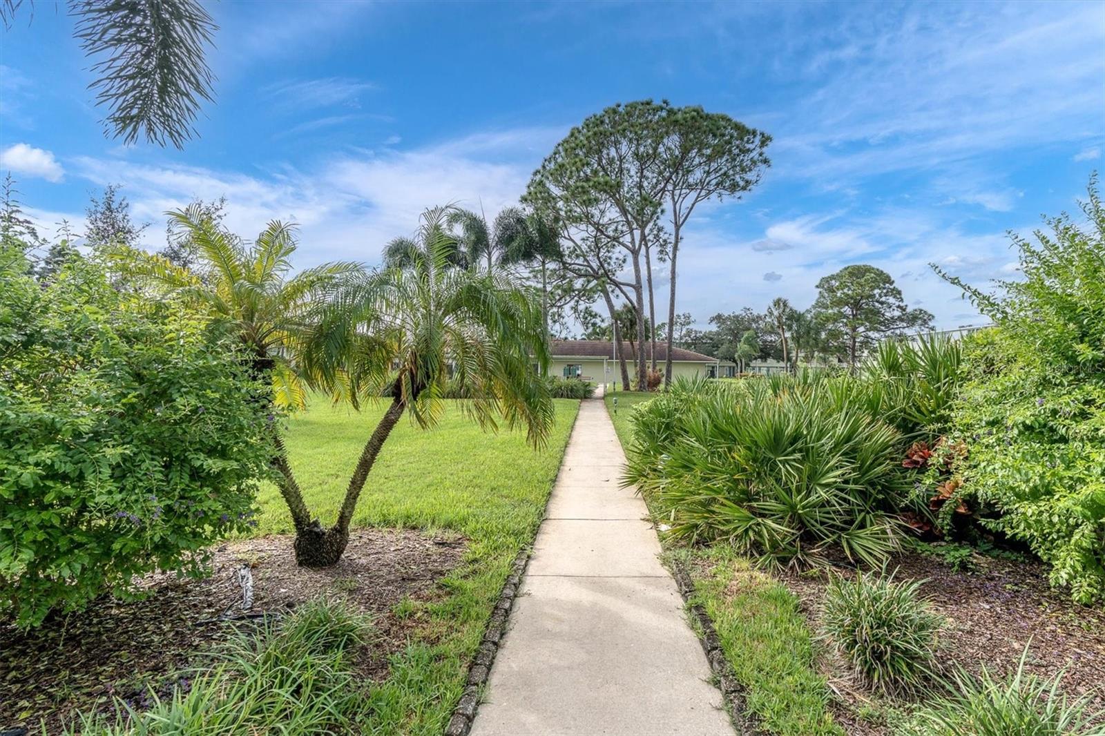 4885 1ST STREET NE, #106, St Petersburg, FL 33703