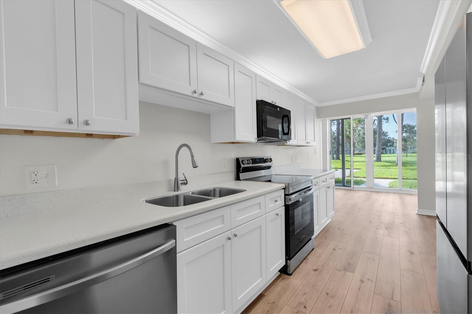 4885 1ST STREET NE, #106, St Petersburg, FL 33703