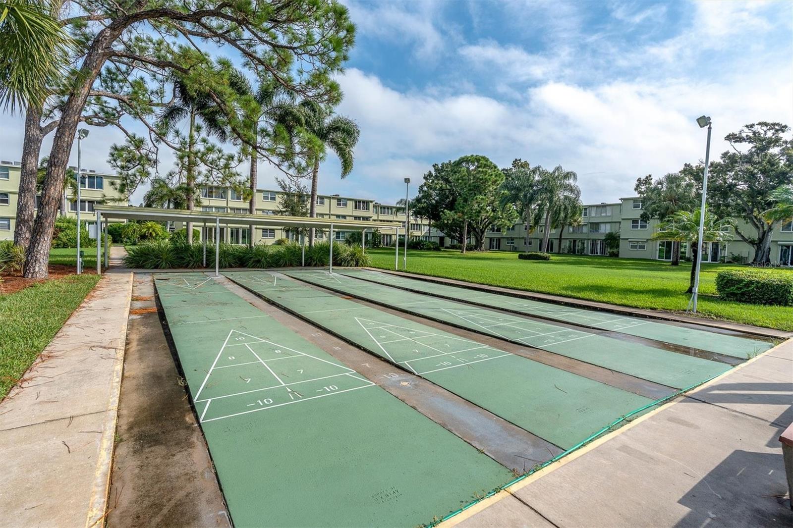 4885 1ST STREET NE, #106, St Petersburg, FL 33703