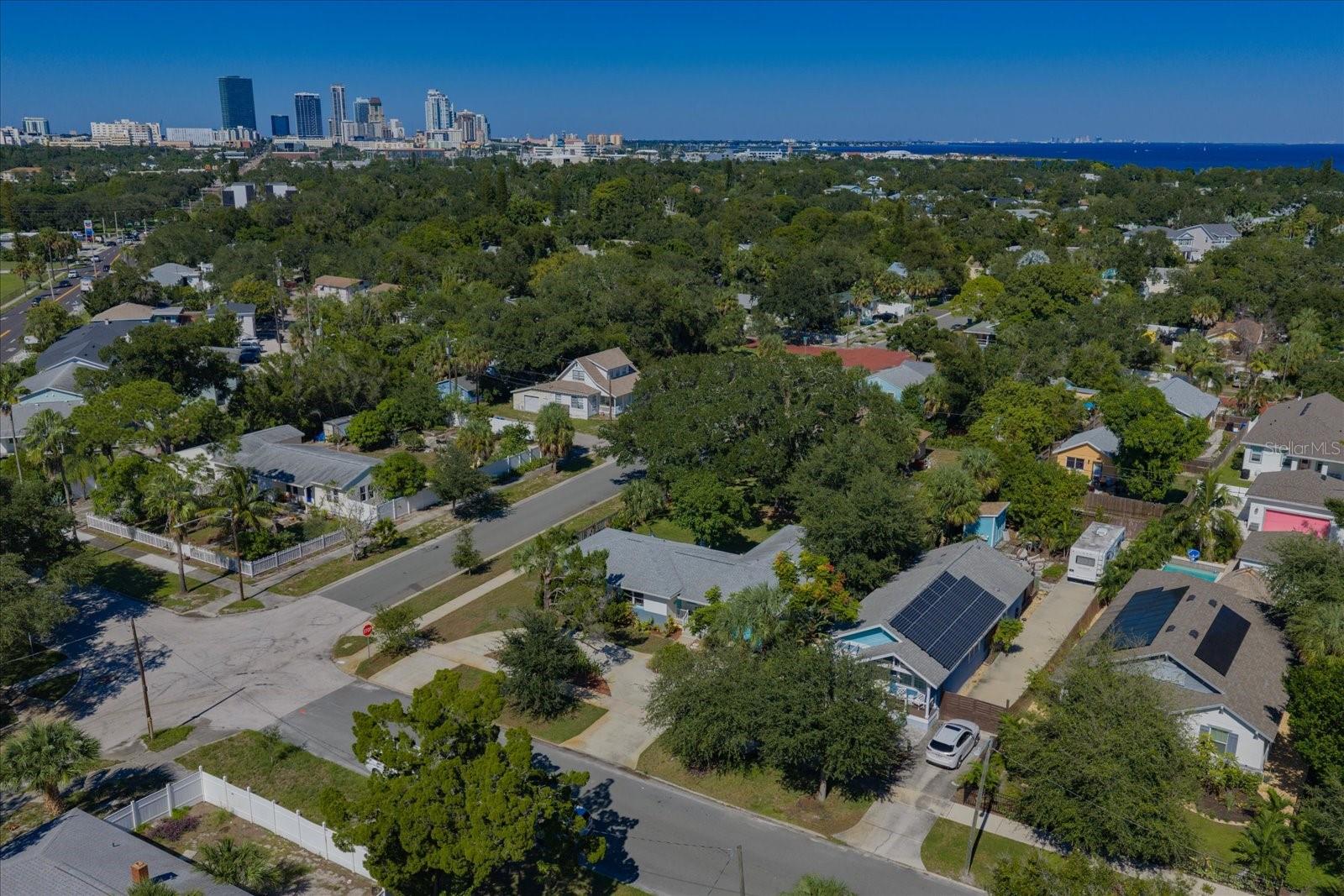 2534 BAYSIDE DRIVE S, St Petersburg, FL 33705