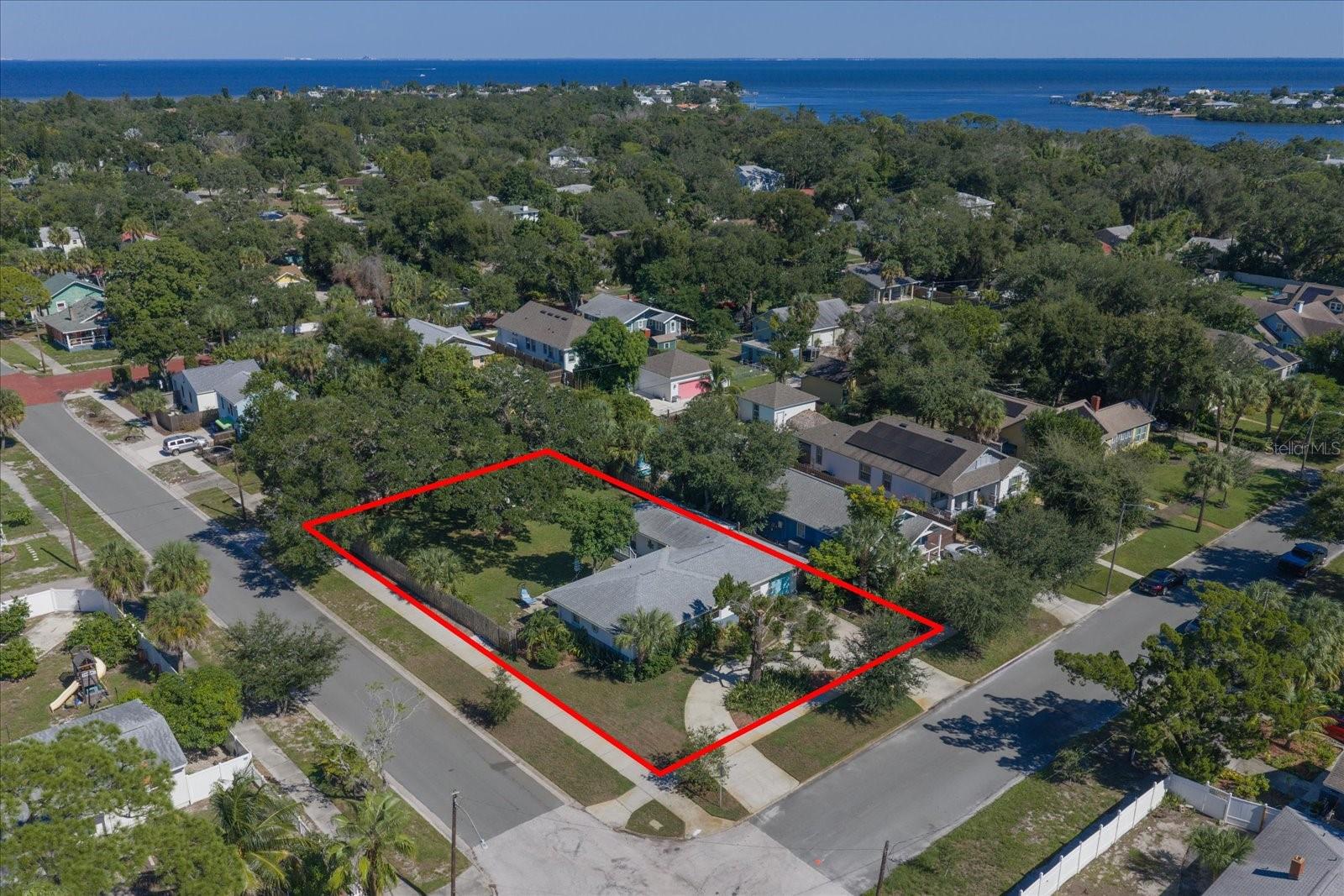 2534 BAYSIDE DRIVE S, St Petersburg, FL 33705