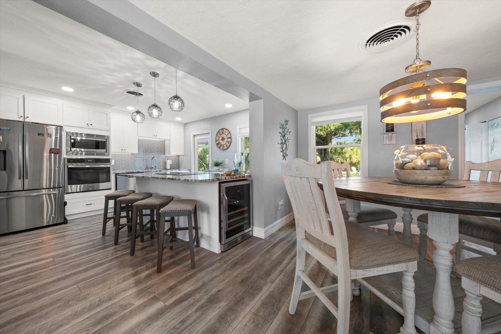 2534 BAYSIDE DRIVE S, St Petersburg, FL 33705
