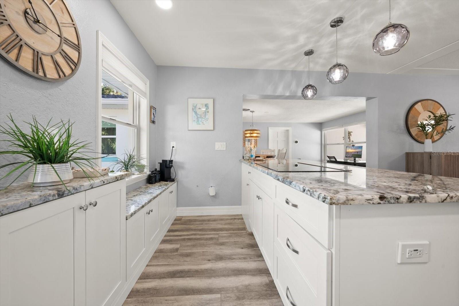 2534 BAYSIDE DRIVE S, St Petersburg, FL 33705