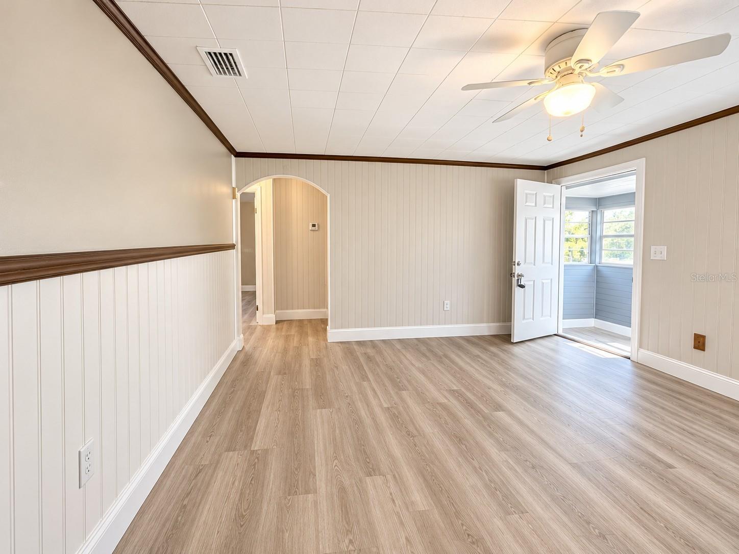 1007 15TH AVENUE NW, Largo, FL 33770 1007 15TH AVENUE NW, Largo, FL 33770
