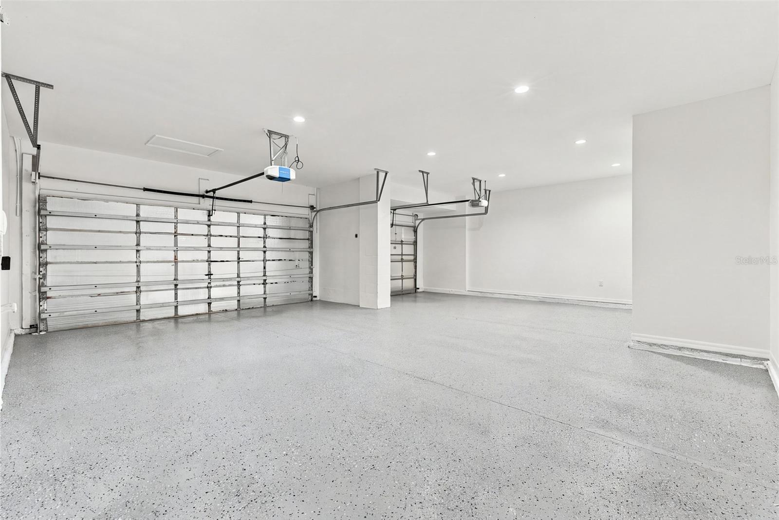3-car Garage